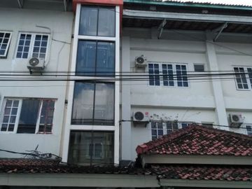 Turun HArga 22M jd 19,8M Hotel/Penginapan 45kt 100m utara UGM,dlm Ringroad jl kaliurang km 4