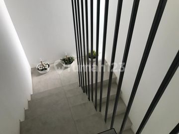 Rumah Minimalis Nyaman di Yve Habitat Limo Depok Dekat Tol