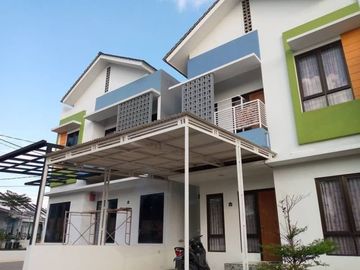 Rumah 2 Lantai Harga Dibawah 1M Best Seller Cilame Ngamprah Padalarang