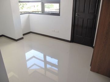 Elegant Townhouse in Fairview for sale at 9M PH575