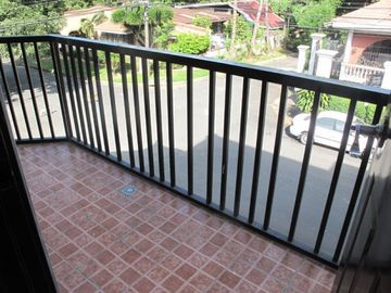 Elegant Townhouse in Fairview for sale at 9M PH575