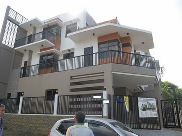 Elegant Townhouse in Fairview for sale at 9M PH575