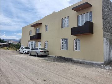 3 DEPARTAMENTOS EN ESQUINA NOGAL, COL LOS ARCOS, JIQUILPAN MICHOACAN