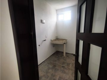 3 DEPARTAMENTOS EN ESQUINA NOGAL, COL LOS ARCOS, JIQUILPAN MICHOACAN