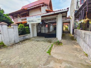Rumah Super Luas Dalam Kota 1000 Meter