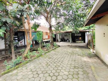 Rumah Super Luas Dalam Kota 1000 Meter