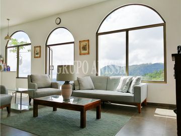 GANGA! Se Vende Hermosa casa en Altos del María - Potencial de Airbnb