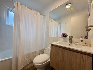 Casa en venta de 3 dorm. en Limache
