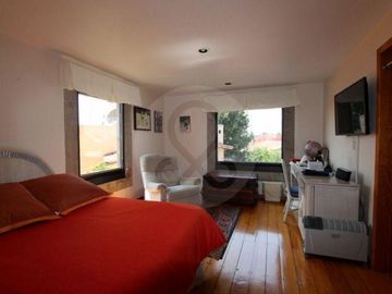 Casa en venta en Club de Golf los Encinos