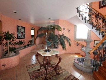 Casa en venta en Club de Golf los Encinos