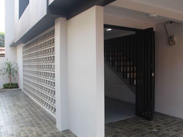 Rumah Milenials. 3 Lt Keren, Modern & Praktis Di Tebet Utara. Jak Sel