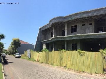 Rumah Laguna Regency, Pakuwon City Hadap Utara Row Jalan 3 Mobil