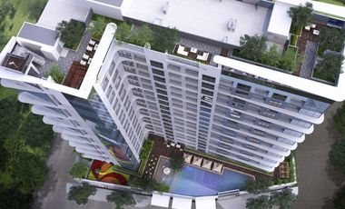 High end Studio with Balcony Condominium in Mactan Newtown