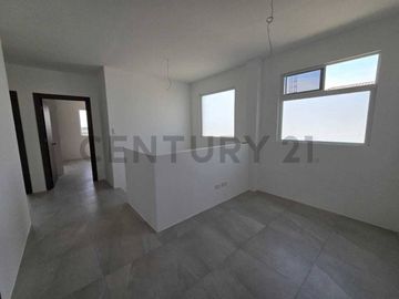 Venta Casa de Estreno en Urbanización Portón Del Rio IvoZ