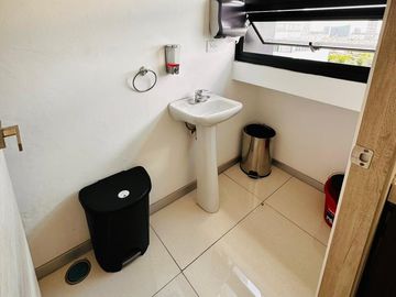Venta de consultorio medico, Torres Medicas 1, Hospital Mac, Periferico, Puebla