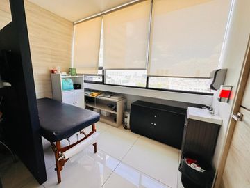 Venta de consultorio medico, Torres Medicas 1, Hospital Mac, Periferico, Puebla