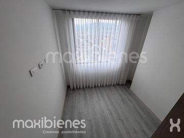 apartamento en arriendo en los colores. Cod A72561