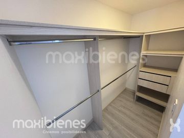 apartamento en arriendo en los colores. Cod A72561