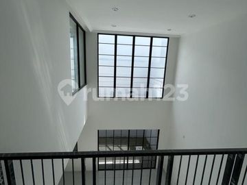 Disewa Villa Pasir Putih Residence Pik 2 Uk 10X15 Posisi Hoek