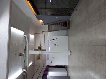 Venta de dos locales en Isidro Casanova