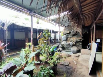 Dijual Gudang/tempat usaha di jln utama Wolter Monginsidi Pedurungan Semarang
