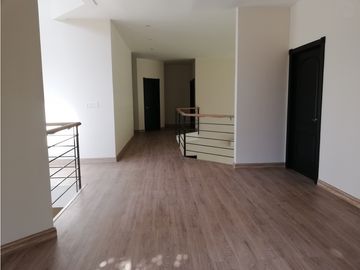 SEA CONFIABLE VENDE CASA EN ANTIGUA COSTA DEL ESTE NEGOCIABLE !!