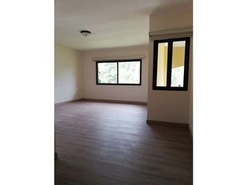 SEA CONFIABLE VENDE CASA EN ANTIGUA COSTA DEL ESTE NEGOCIABLE !!