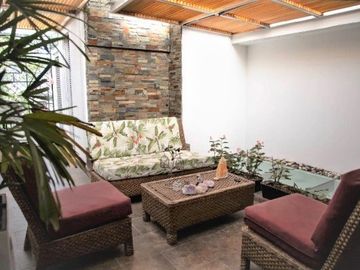 PR12613. SE VENDE CASA EN SECTOR YURAMITO - ITAGUI