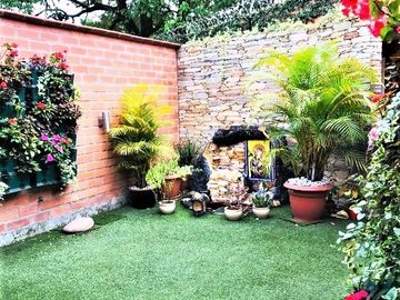 PR12613. SE VENDE CASA EN SECTOR YURAMITO - ITAGUI