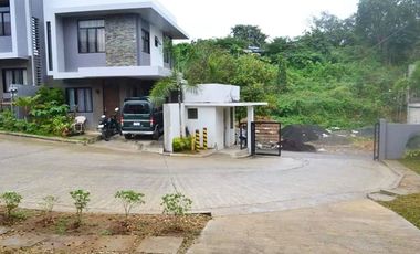 Luxurious Single Attached Houses in Mandaue