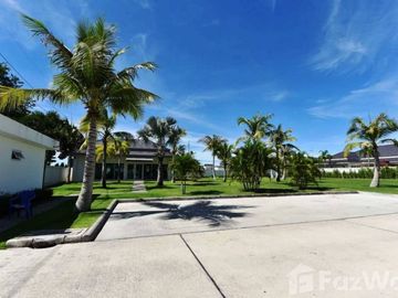 Luxury 4-Bedroom Pool Villa in Hua Hin at Palm Villas (HV254