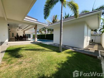 Luxury 4-Bedroom Pool Villa in Hua Hin at Palm Villas (HV254