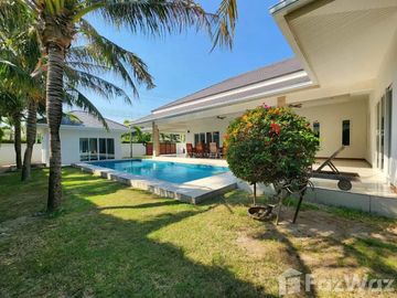 Luxury 4-Bedroom Pool Villa in Hua Hin at Palm Villas (HV254