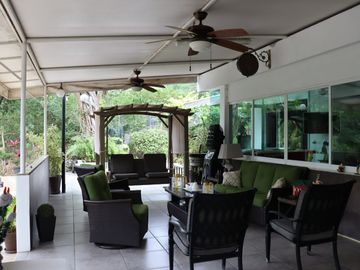 Quinta o Rancho en venta en Suchitlan, Colima