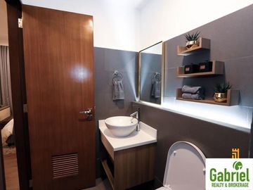 3 Bedroom Condo for sale
