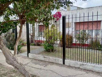 Casa en venta en Florencio Varela Oeste