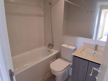 Departamento en arriendo de 3 dorm. en San Miguel