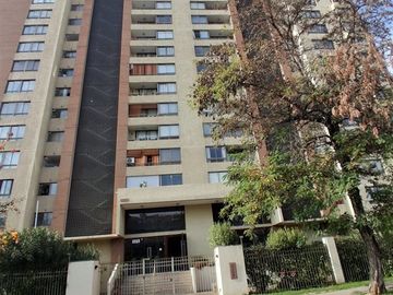 Departamento en arriendo de 3 dorm. en San Miguel