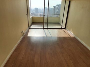 Departamento en arriendo de 3 dorm. en San Miguel