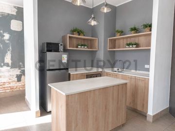 Se vende departamento en La Florida