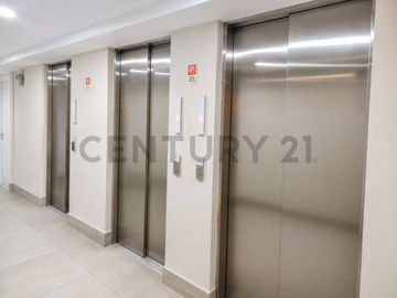 Se vende departamento en La Florida