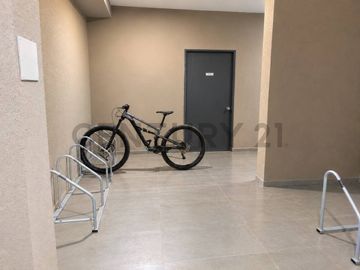 Se vende departamento en La Florida