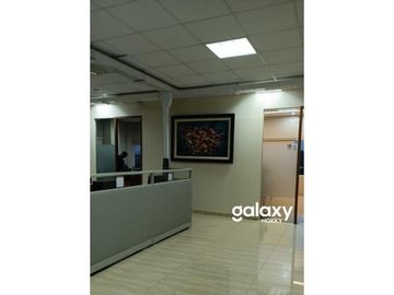 DIJUAL GEDUNG RAYA TANDES LOR TANJUNGSARI SUKOMANUNGGAL SURABAYA, JATIM