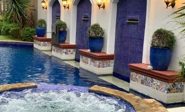Fully Furnished 5 Bedroom House at Multinational Village Paranaque for SALE