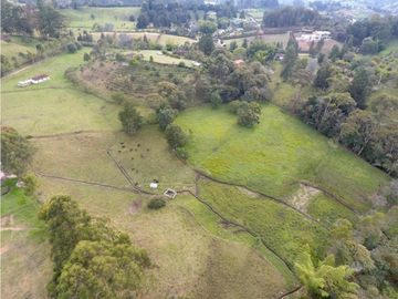 Venta Finca en el Carmen de Viboral sector Aguas Claras