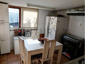 Casa en Venta, 3 Dormitorios, Macul