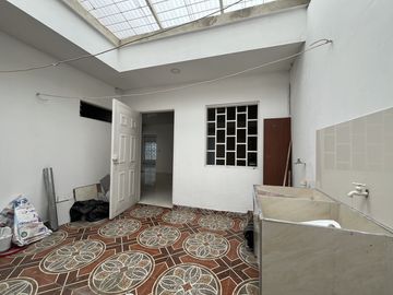 casa en venta en el gran limonar. Cod V16931