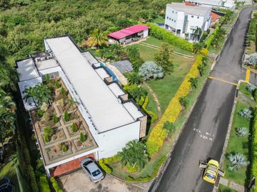 VENTA LOTE EN CONDOMINIO EN ALTO MENGA. Cod V6877