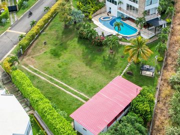 VENTA LOTE EN CONDOMINIO EN ALTO MENGA. Cod V6877