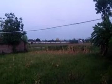 tanah Strategis 3350 m2 menghadap jalan raya solo Purwodadi dekat dengan halte bus Purwodadi Jakarta